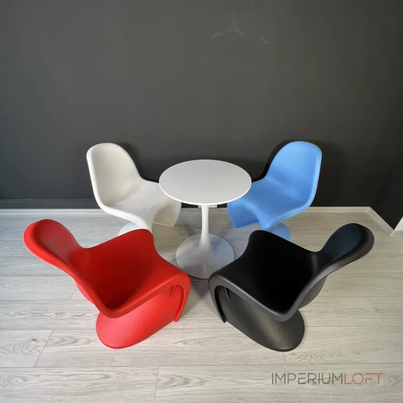 Стул Panton Red изогнутой формы от LaLume