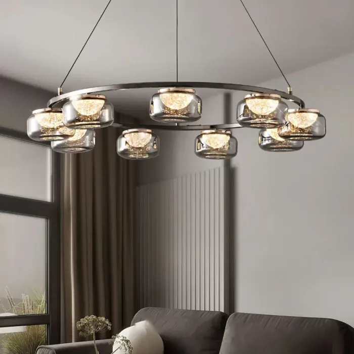 Серия люстр с LED-источниками света в полусферических рассеивателях с эффектом льда внутри стеклянных плафонов MAYER RING D60 от ImperiumLoft