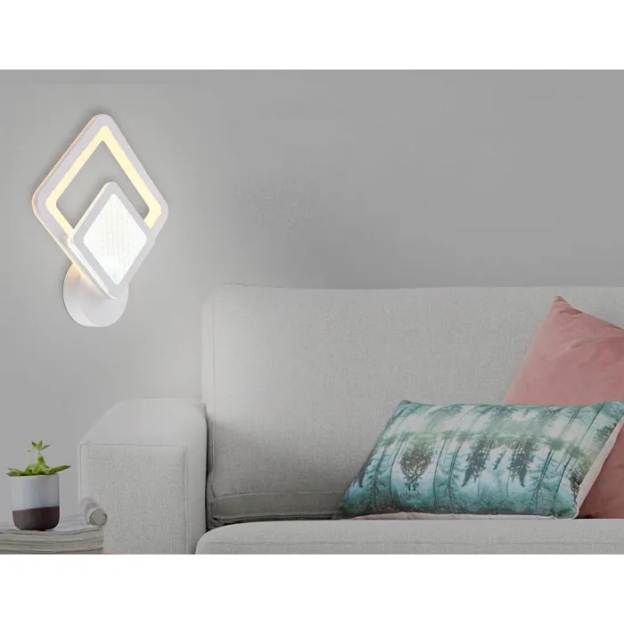 Настенный светодиодный светильник FA4284 WH белый 14W 260*300*60 от NovaLamp