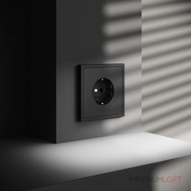 Розетка встраиваемая S70 с заземлением 16А (черный матовый) Voltum VLS040108