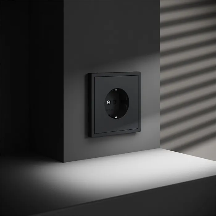 Розетка с заземлением и со шторкой без рамки Voltum S70 VLS040207 от ImperiumLoft