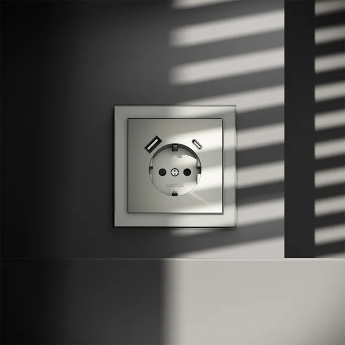 Розетка с заземлением и со шторкой и 2хUSB type A и C без рамки Voltum S70 VLS040505 от ImperiumLoft