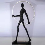 Торшер Man carries light circle от ImperiumLoft