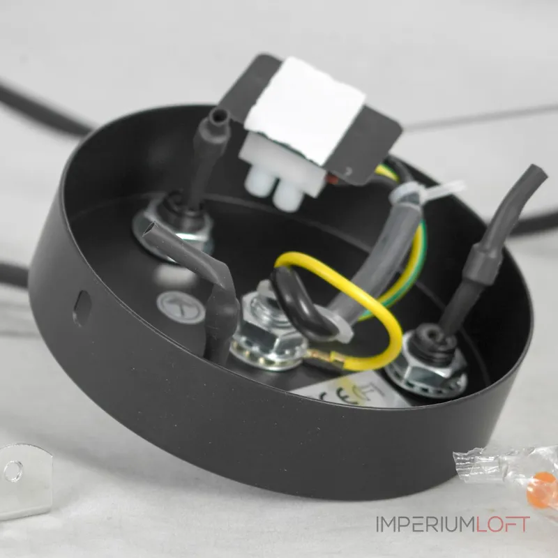 Подвесная люстра Lussole LSP-8797 Подвесная люстра Lussole LSP-8797