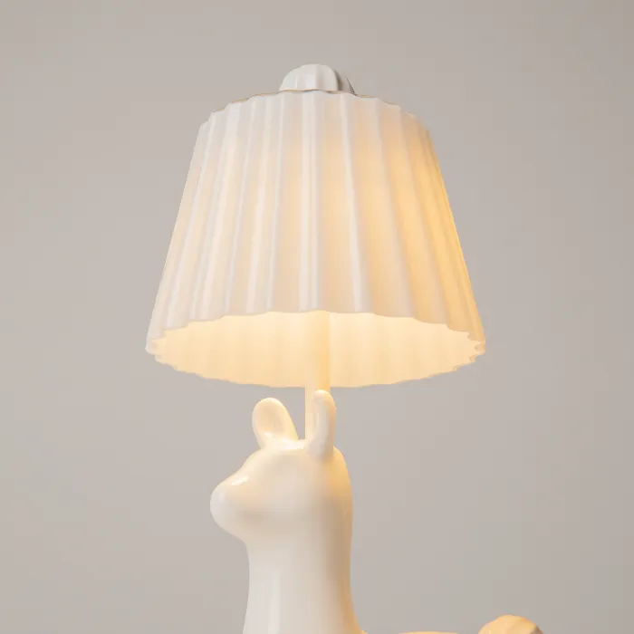 Настольный светильник Maytoni Modern MOD377TL-L5W3K от ImperiumLoft