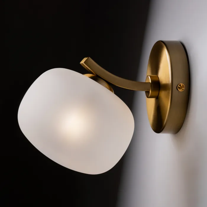 Настенный светильник Freya Modern FR5444WL-01BS от ImperiumLoft