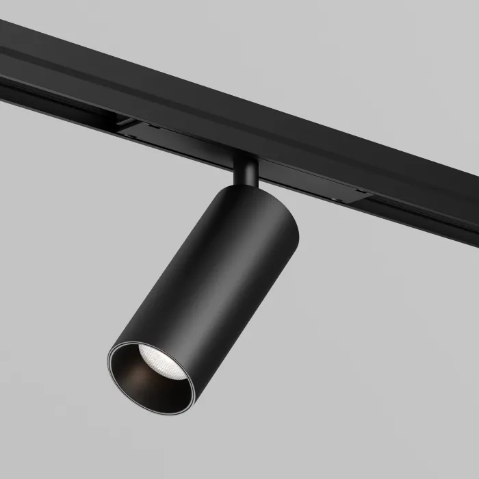 Уличный трековый светильник Maytoni Focus Led O-TR02-1-S-15WB4K от ImperiumLoft