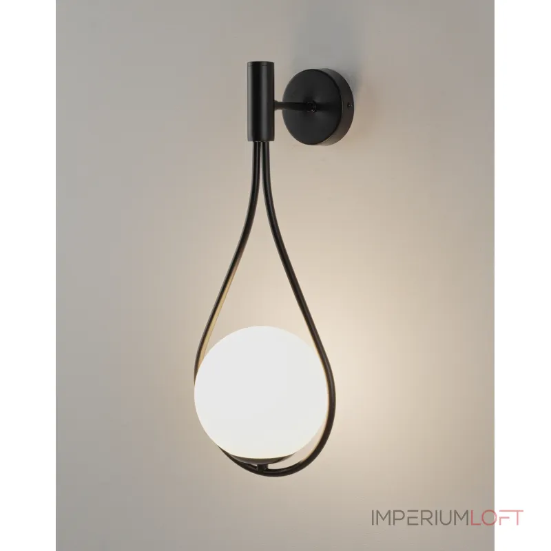 Настенный светильник Moderli Barocco V11574-1W