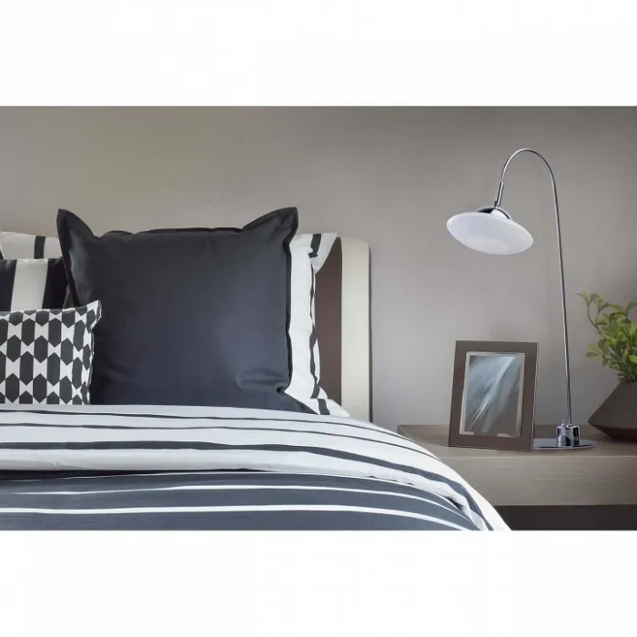 Настольная лампа декоративная MW-Light Ривз 2 674030301 от ImperiumLoft