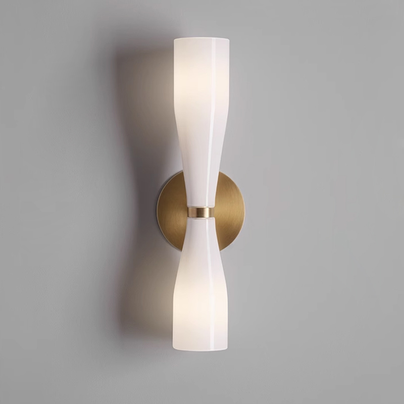 Настенный светильник с двунаправленным светом TOIVO BRASS WHITE Настенный светильник с двунаправленным светом TOIVO BRASS WHITE