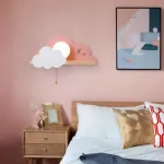 Настенный светильник с белым шарообразным плафоном на деревянной полочке с декоративными облаками Бра CUTE PINK от ImperiumLoft