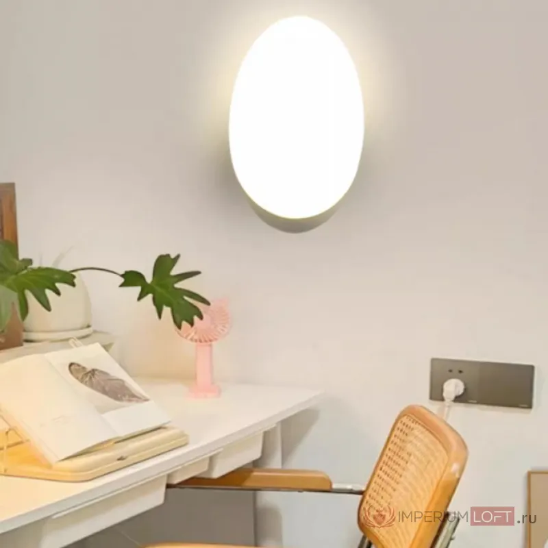 Настенный cветильник яйцевидной формы со скрытой проводкой VOLLRAD WOOD от ImperiumLoft