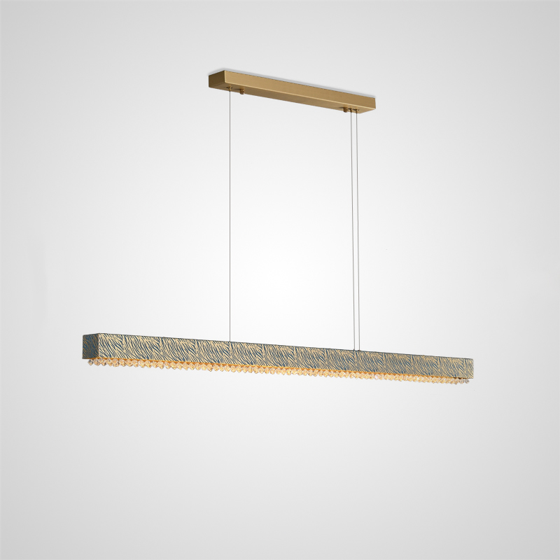 Реечный светодиодный рядный светильник с декором из хрустальных ограненных подвесок на латунном корпусе с рельефным «хищным» узором TIGER LONG L120 от ImperiumLoft Реечный светодиодный рядный светильник с декором из хрустальных ограненных подвесок на латунном корпусе с рельефным «хищным» узором TIGER LONG L120 от ImperiumLoft