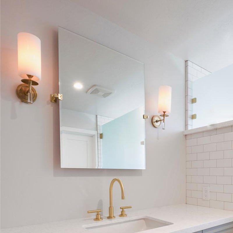 Настенный светильник с текстильным абажуром цилиндрической формы LEWIS Brass от ImperiumLoft Настенный светильник с текстильным абажуром цилиндрической формы LEWIS Brass от ImperiumLoft