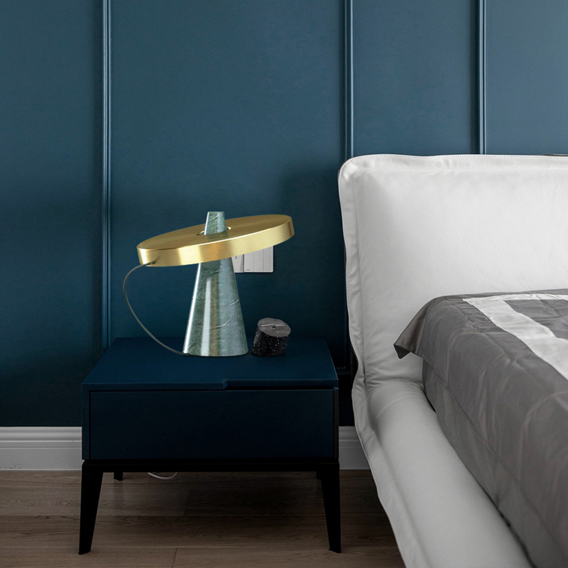 Настольная лампа Bascula от ImperiumLoft Настольная лампа Bascula от ImperiumLoft