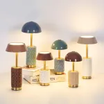 Настольная лампа беспроводная Odeon Light Lulu 5454/6TL