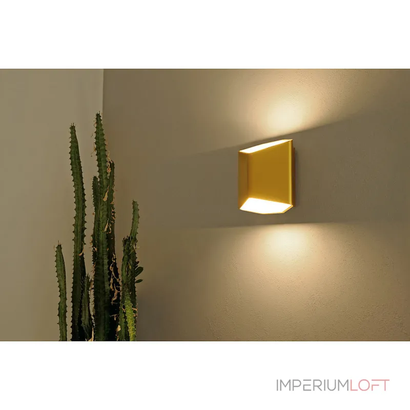 CARISO WL-2 светильник настенный с LED 7.6Вт (11Вт), 3000К, 390lm, латунь CARISO WL-2 светильник настенный с LED 7.6Вт (11Вт), 3000К, 390lm, латунь