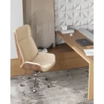 Кресло руководителя Crown SN бежевый Stool Group УТ000038529 от ImperiumLoft