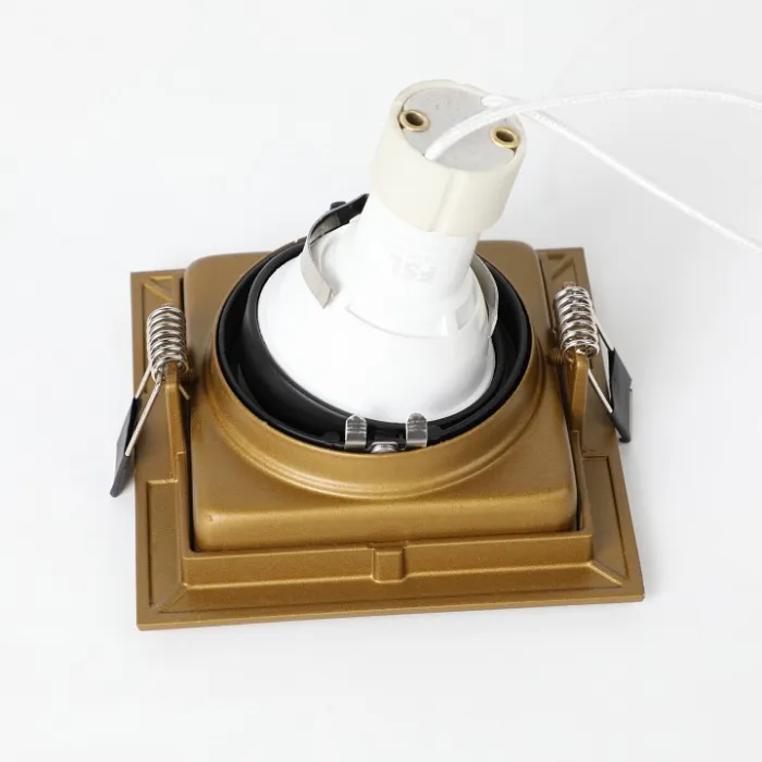 Встраиваемый светильник Favourite Retro 2791-1C Цвет арматуры латунь от ImperiumLoft
