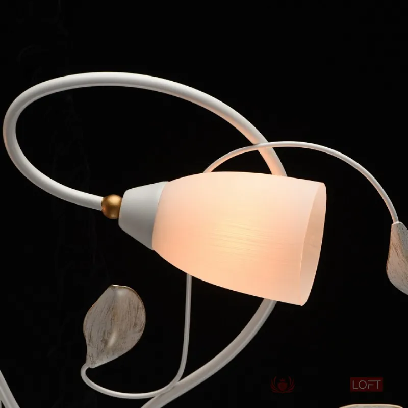 Потолочная люстра MW-Light Верона 334012906 Цвет арматуры золото Цвет плафонов белый от ImperiumLoft