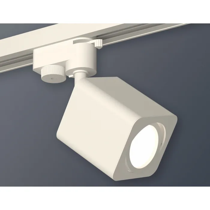 Светильник на штанге Ambrella XT781 XT7812010 Цвет плафонов белый от ImperiumLoft