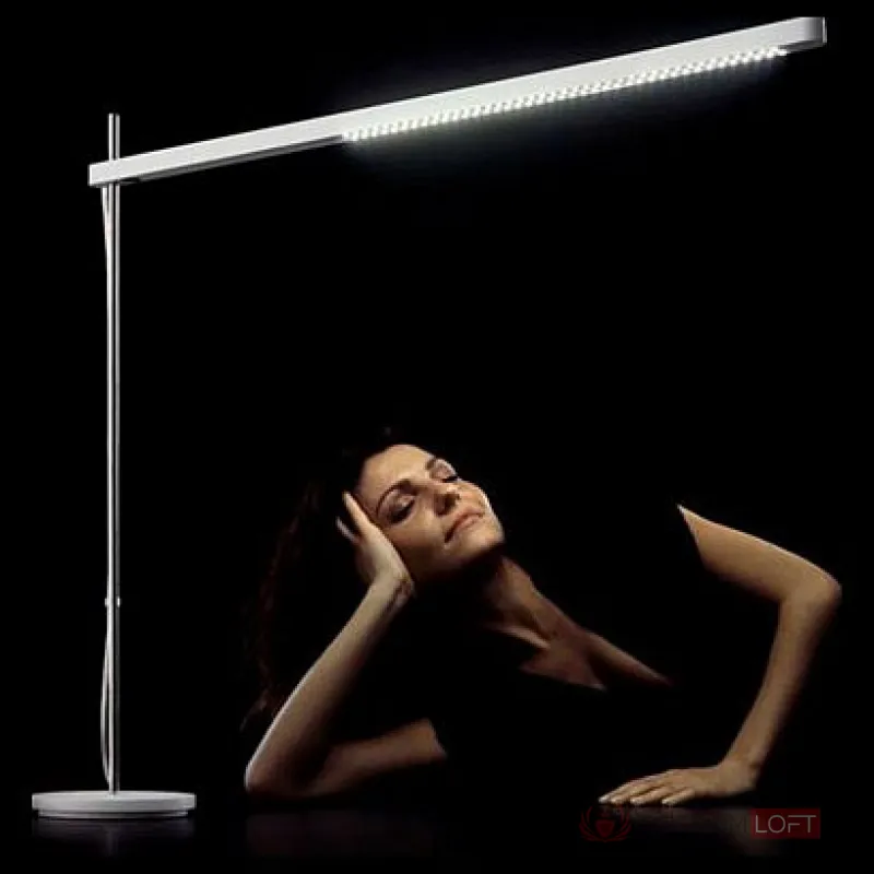 Настольная лампа офисная Artemide 0682050A от ImperiumLoft