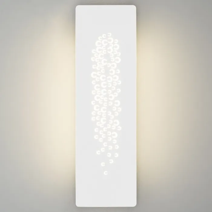 Накладной светильник Eurosvet Grape 40149/1 LED белый 8W от ImperiumLoft