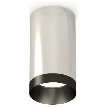 Накладной светильник Ambrella Techno Spot 269 XS6325011 Цвет арматуры серебро Цвет плафонов черный