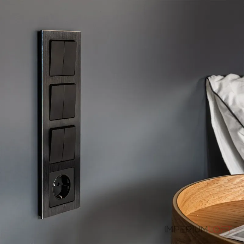 Выключатель проходной двухклавишный без рамки Werkel черный матовый W1122008 Выключатель проходной двухклавишный без рамки Werkel черный матовый W1122008