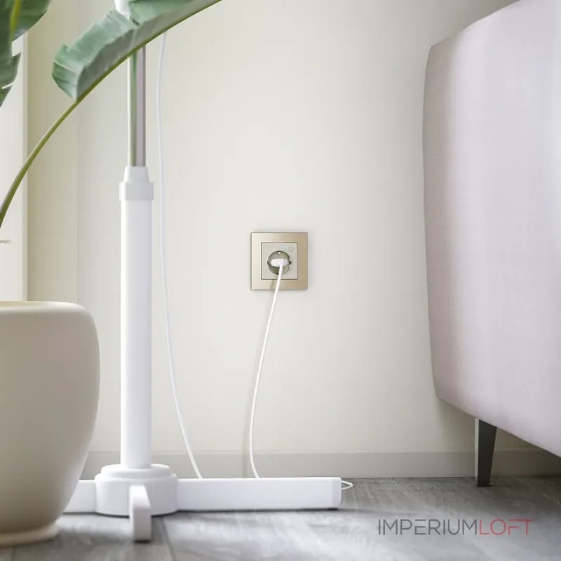 Розетка с заземлением и шторками, без рамки с Wi-Fi Werkel слоновая кость W1171603 Розетка с заземлением и шторками, без рамки с Wi-Fi Werkel слоновая кость W1171603