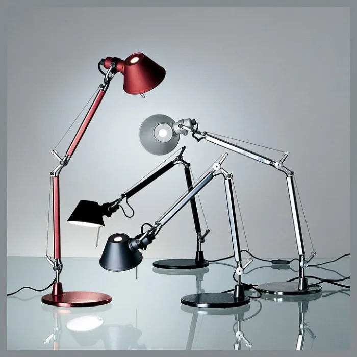 Настольная лампа офисная Artemide A011810 от ImperiumLoft