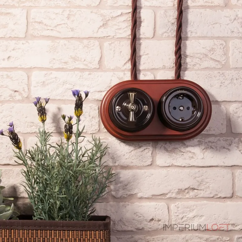 Выключатель на 4 положения двухклавишный без рамки Werkel коричневый Ретро W5620014 от ImperiumLoft Выключатель на 4 положения двухклавишный без рамки Werkel коричневый Ретро W5620014 от ImperiumLoft