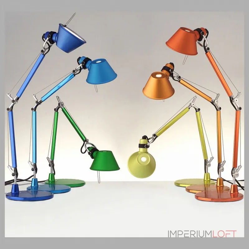 Настольная лампа офисная Artemide A011860