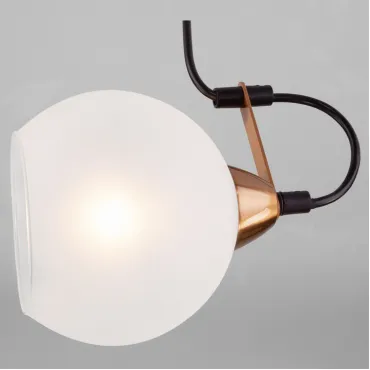 Подвесной светильник Eurosvet Bounce 50175/1 черный Цвет плафонов белый Цвет арматуры бронза