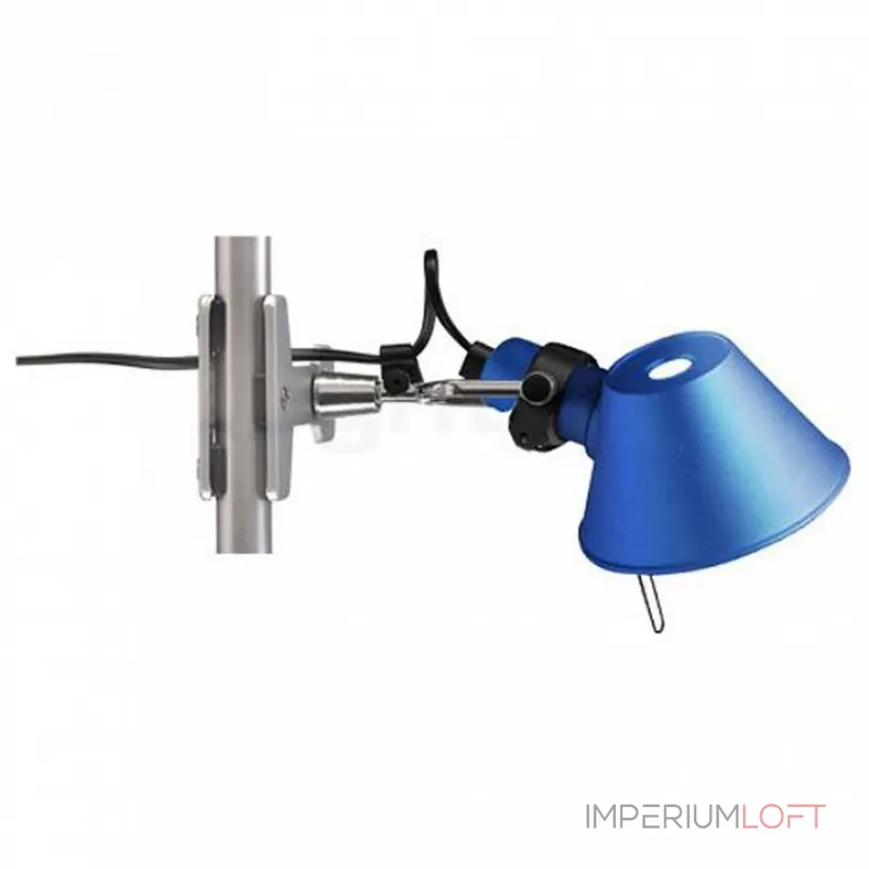 Настольная лампа офисная Artemide A010870