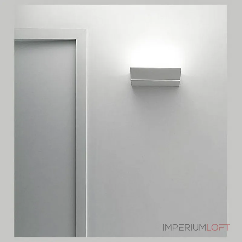 Настенный светильник Artemide M026020