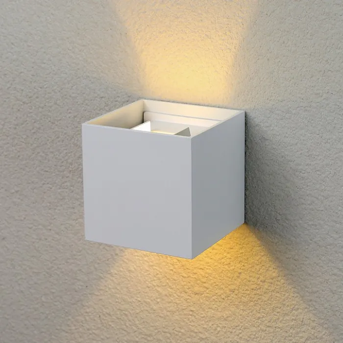 Накладной светильник Elektrostandard Winner 1548 Techno LED Winner белый от ImperiumLoft