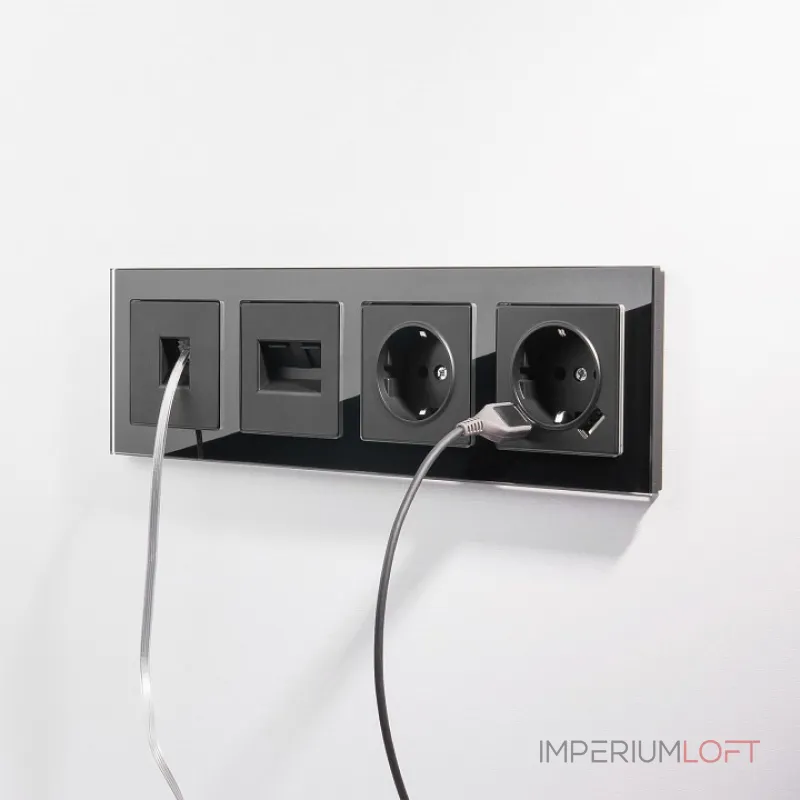 Рамка на 4 поста Werkel черный,стекло W0041108 Рамка на 4 поста Werkel черный,стекло W0041108