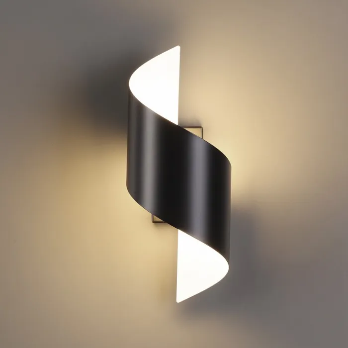 Накладной светильник Odeon Light Boccolo 3542/5LW Цвет арматуры черный Цвет плафонов черный от ImperiumLoft