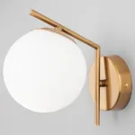 Бра Eurosvet Frost 70152/1 латунь Цвет плафонов белый Цвет арматуры латунь