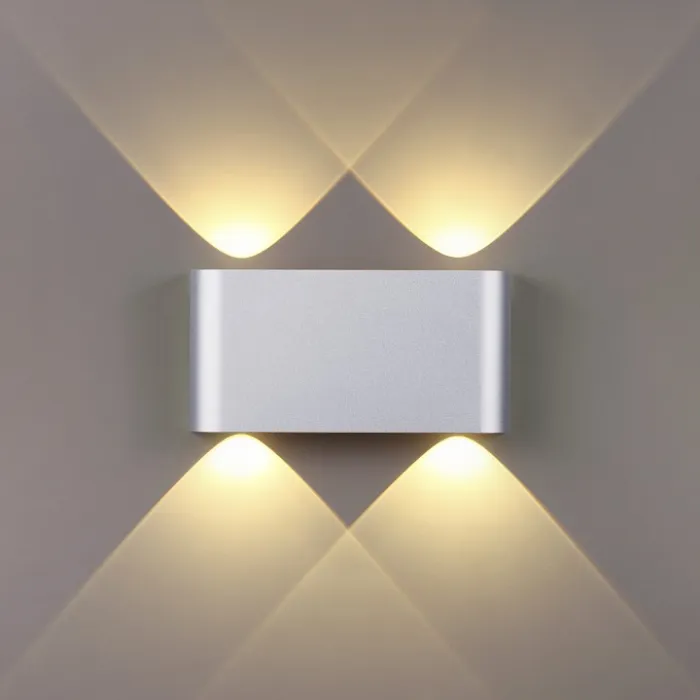 Накладной светильник Odeon Light Magnum 4217/4WL Цвет арматуры серебро Цвет плафонов серебро от ImperiumLoft