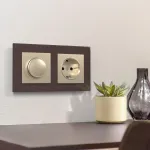 Розетка с заземлением и шторками, без рамки Werkel W117 8 W1171111 от ImperiumLoft