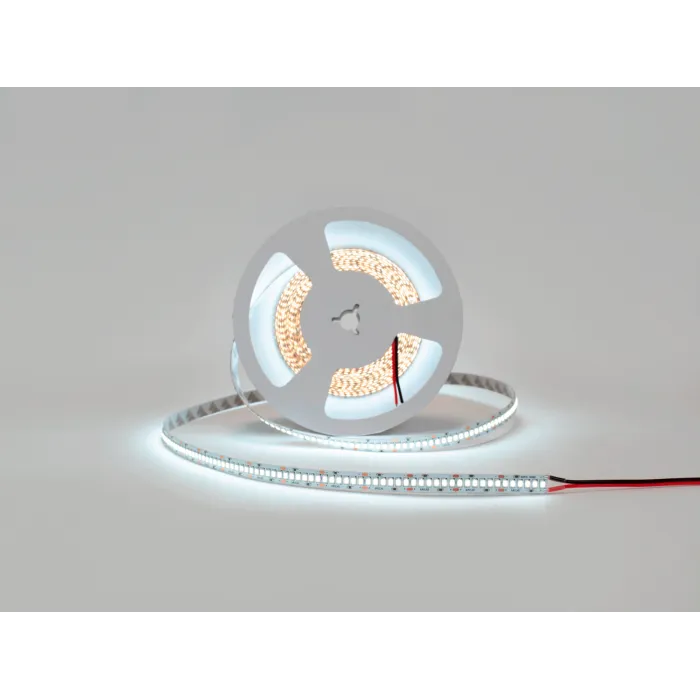 Светодиодная лента SWG Standard, 2835, 240 LED/м, 20 Вт/м, 24В , IP20, Цвет: Холодный белый, SWG2240-24-20-W-M от ImperiumLoft