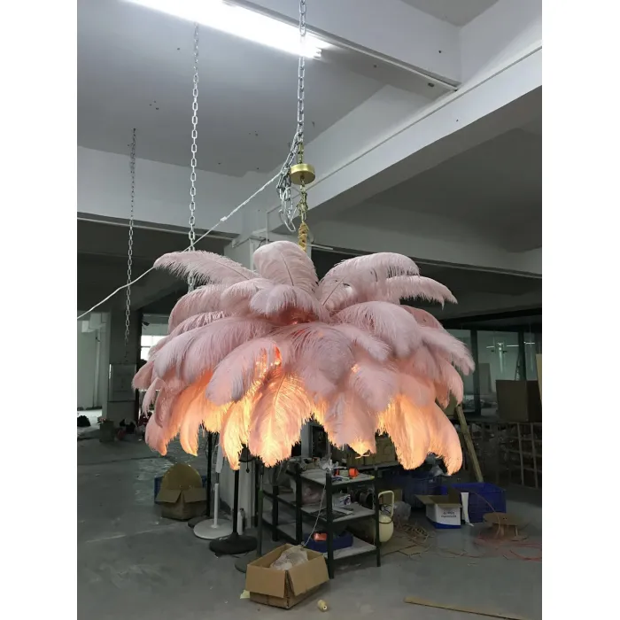 Люстра из страусиных перьев Extra Large Feather Chandelier GRAND TOUR от ImperiumLoft