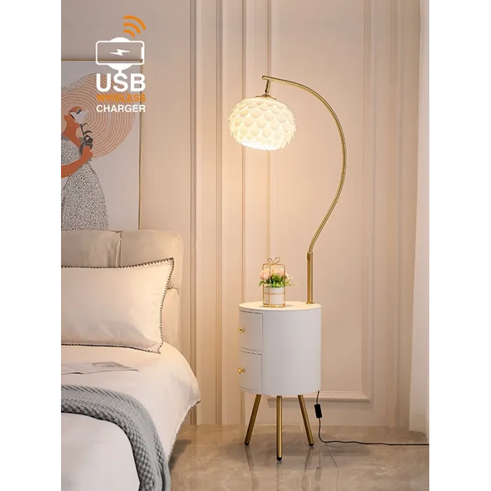 Напольная лампа с беспроводной зарядкой VER-9120W от ImperiumLoft