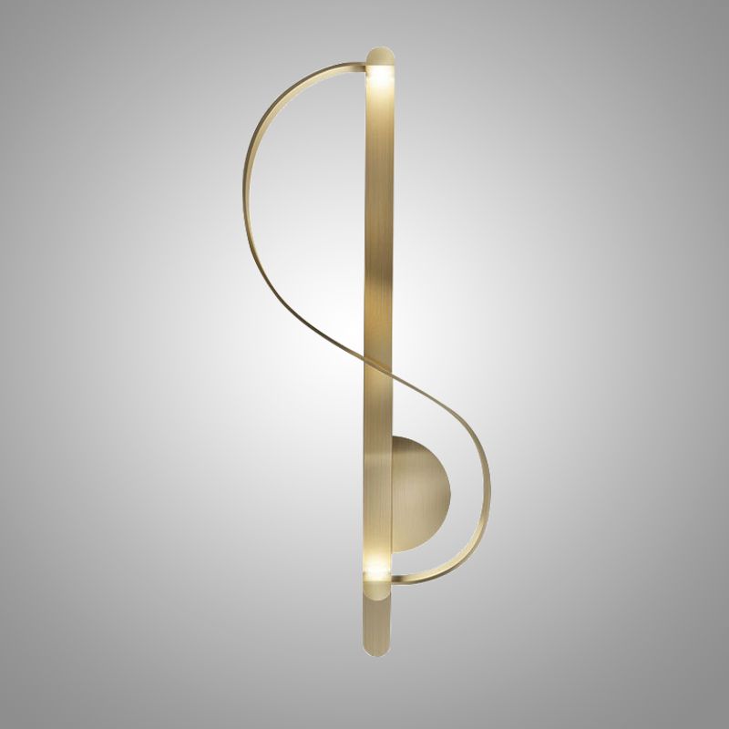 Настенный светильник Swoop Sconce изящной формы от Vinsa Настенный светильник Swoop Sconce изящной формы от Vinsa