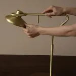 Настольная лампа Ziilamp Arc Gold с сенсорным включением от Vinsa