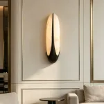Настенный светильник Vesica Black Натуральный мрамор с плавными формами плафона от VINSA