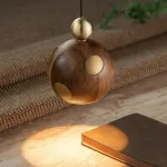 Подвесной светильник ZENNO с деревянном плафоном от Vinsa