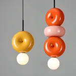 Подвесной светильник BUBBI Yellow с ярким плафоном из стекла и керамики от Vinsa